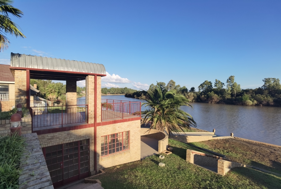 3 Bedroom Property for Sale in Bloemhof North West